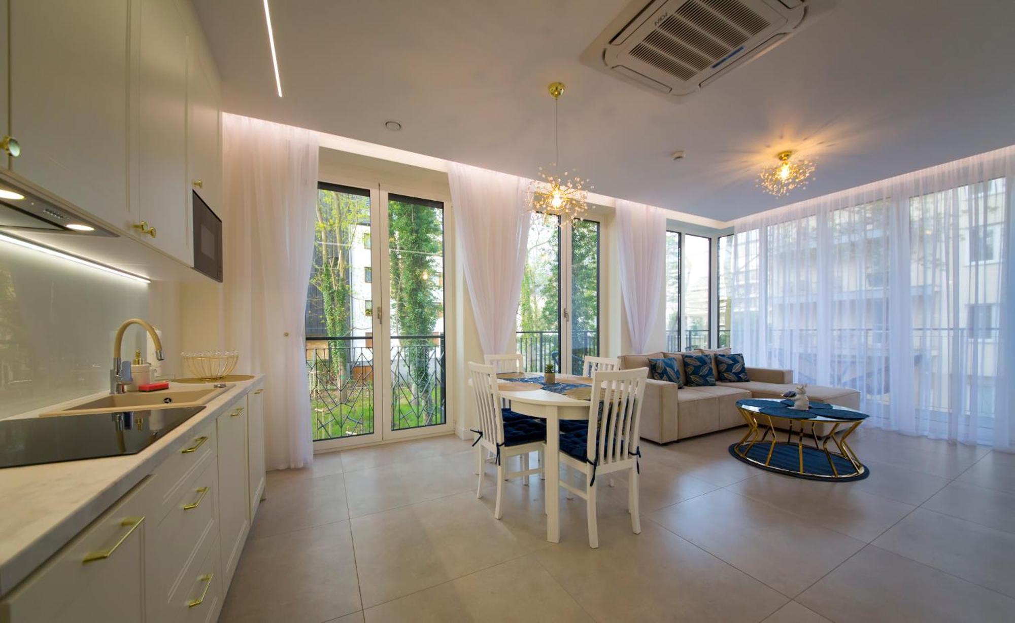 Wyspa Uznam Sea Side Garden Resort Promenada シフィノウイシチェ エクステリア 写真